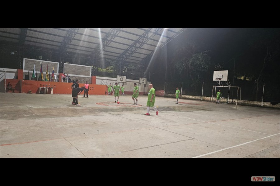 Entrega de uniformes Socorro