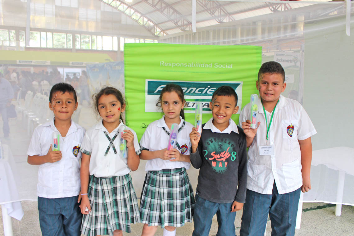 Brigada de salud en  Rionegro