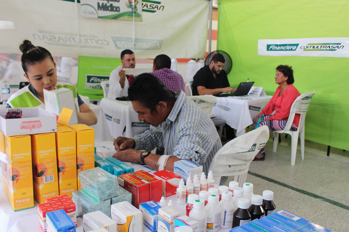 Brigada de salud en  Rionegro