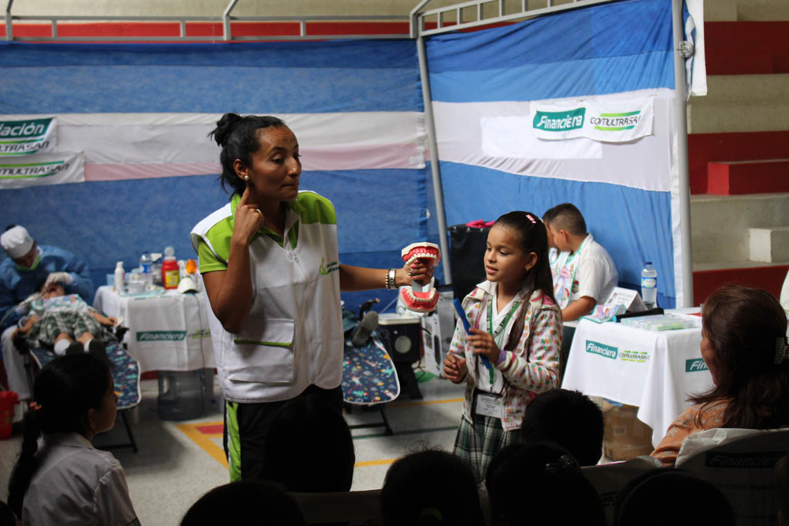 Brigada de salud en  Rionegro