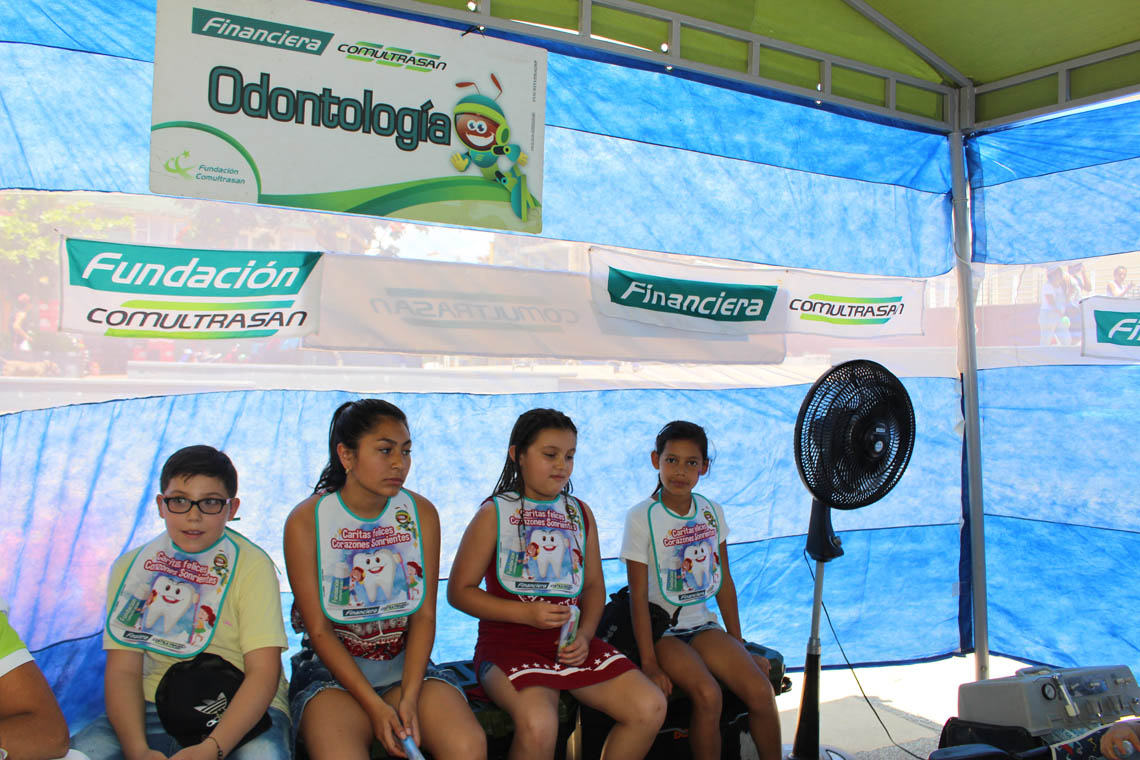 Brigada de salud en Barbosa