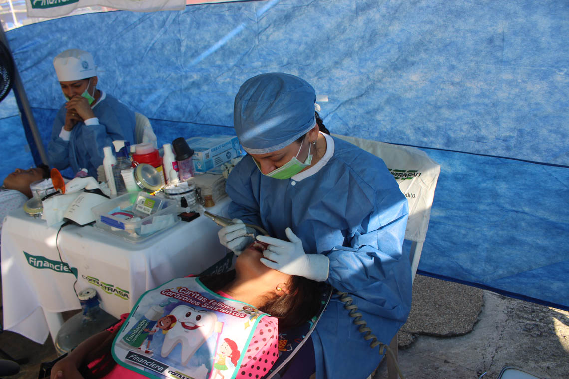 Brigada de salud en Barbosa