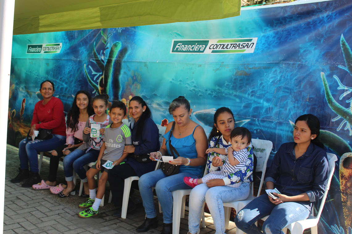 Brigada de salud en Barbosa