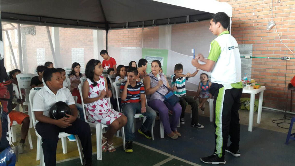 Brigada de salud en Barrancabermeja