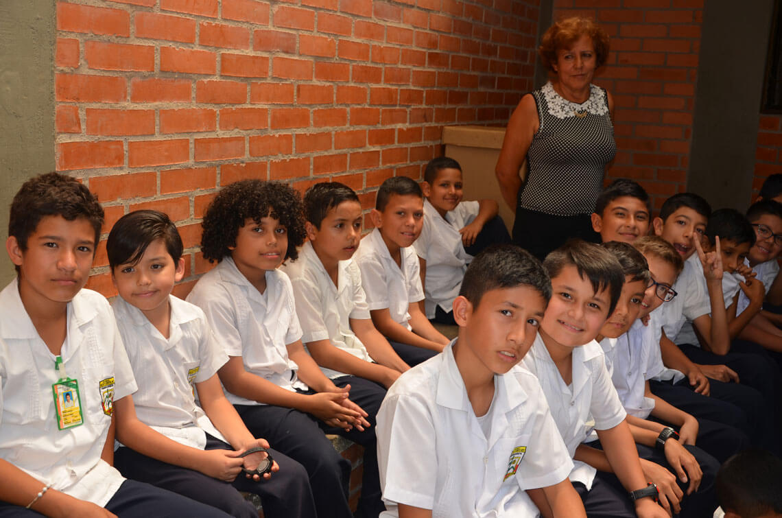 Donación - Colegio Carlos Vicente Rey