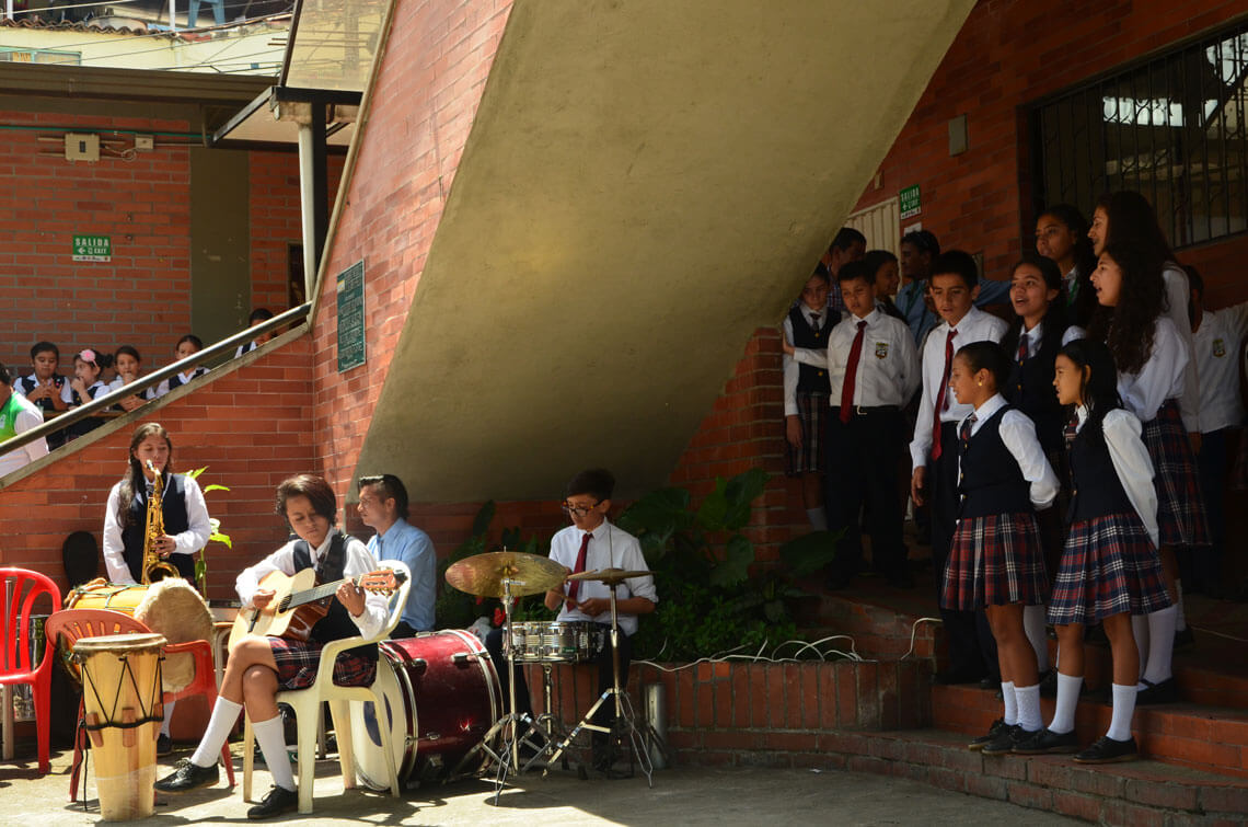 Donación - Colegio Carlos Vicente Rey