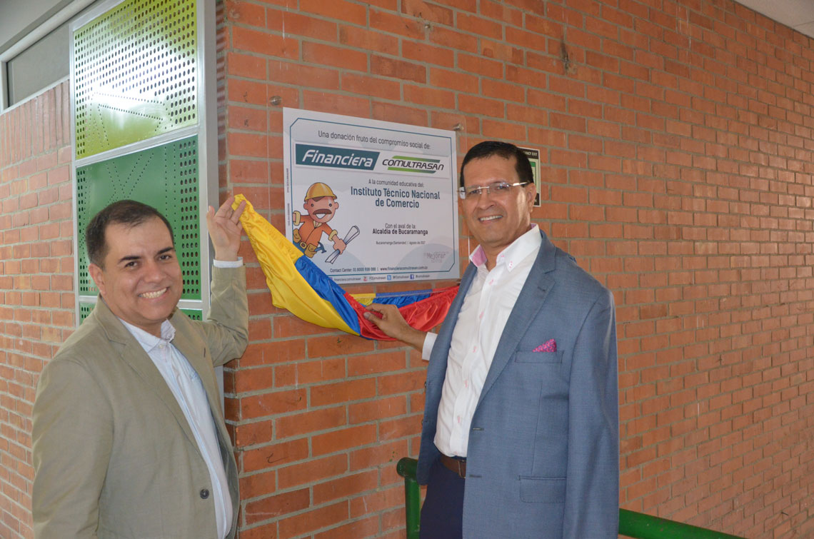 Donación Colegio Técnico Nacional de Comercio