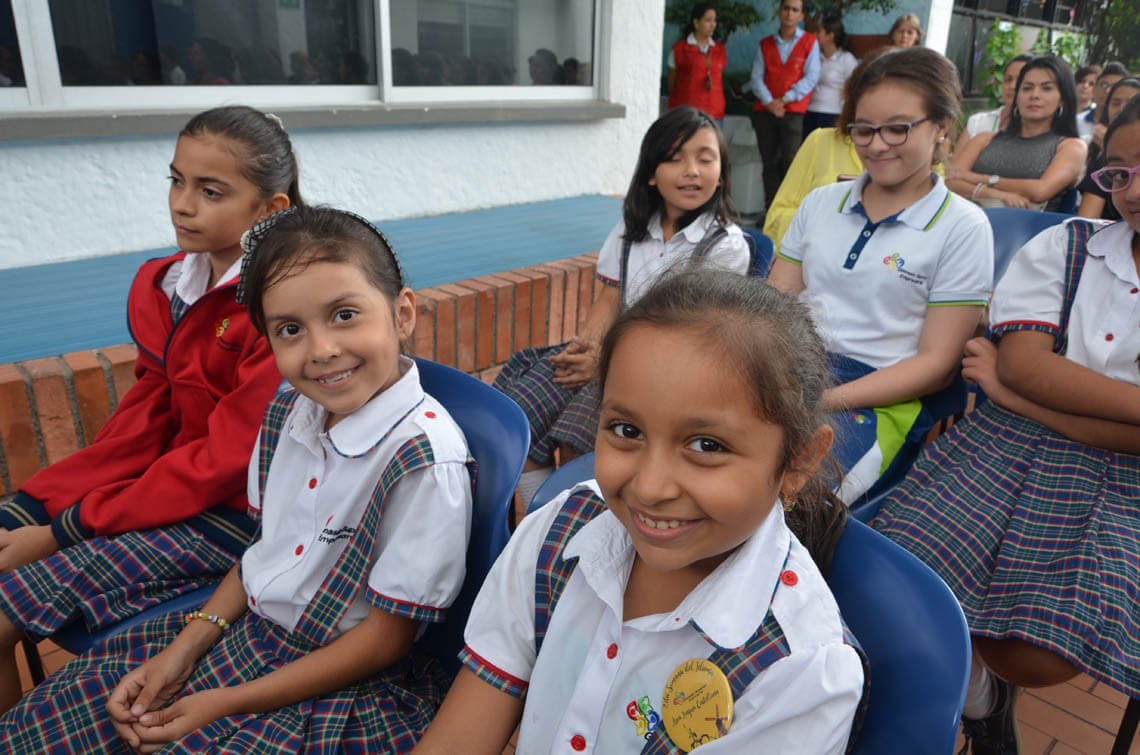 entrega-mural-gimnasio-superior