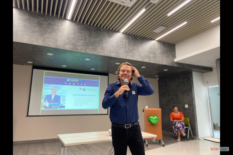 Me quiere y me valora