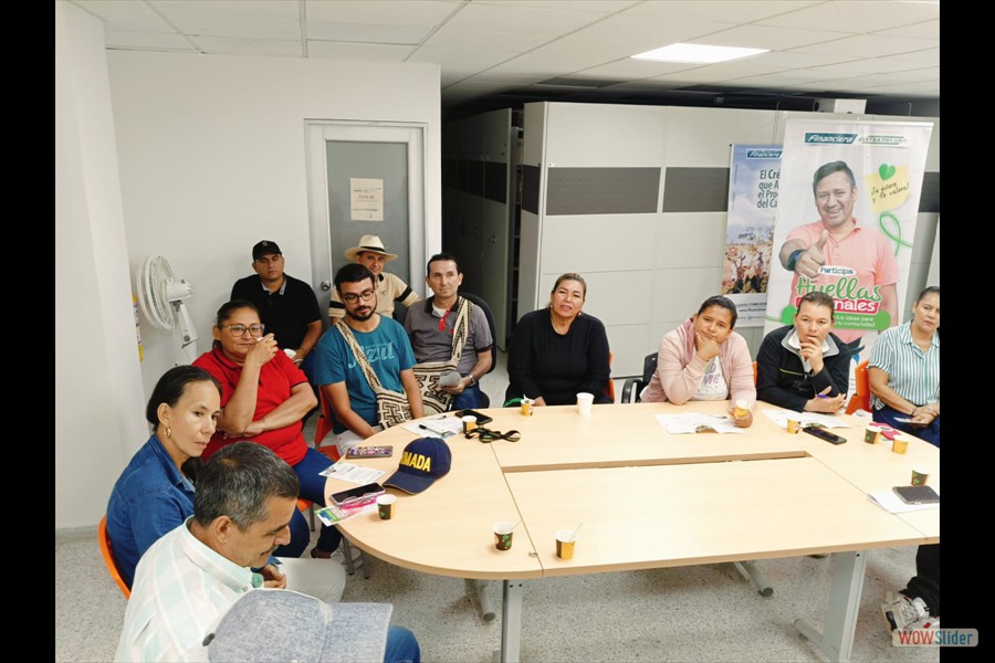 Socialización Huellas Comunales