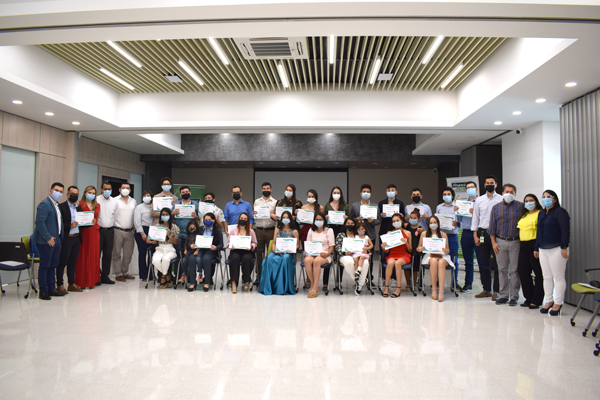 Graduación Más Líder