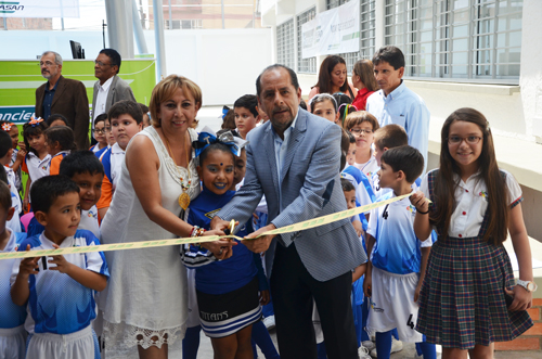 Entrega oficial de donación