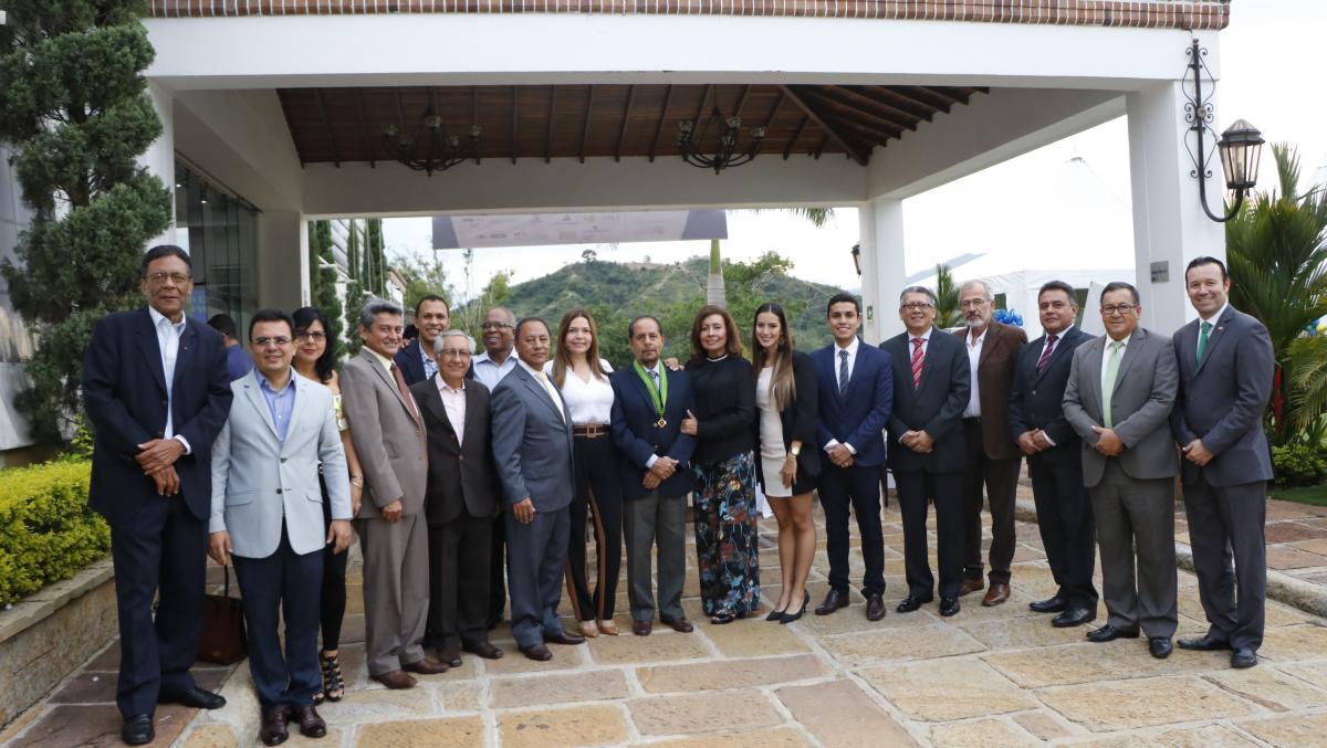 Reconocimiento a Jaime Chávez Suárez